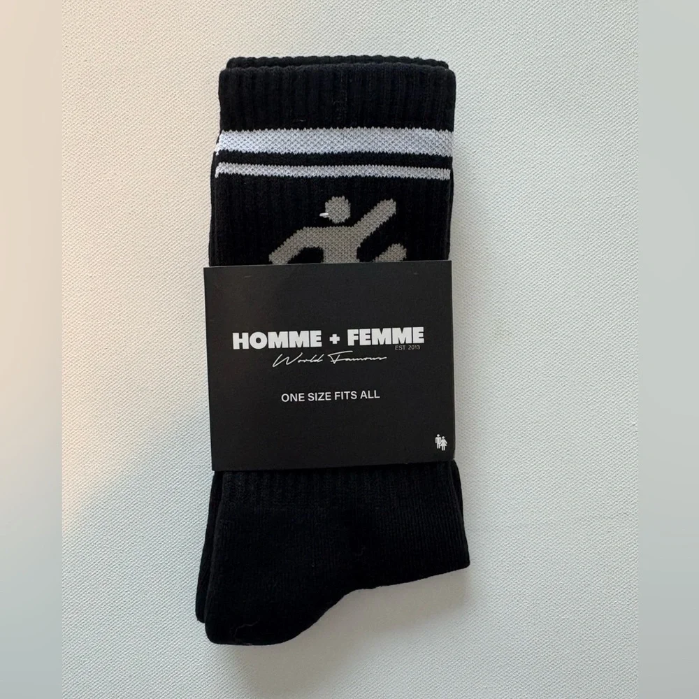 NWT Unisex Homme + Femme One Size Fits All Black Crew Socks